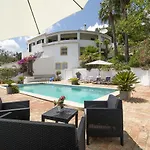 Villa Lgs32v5 Moradia Grande Conforto, Lugar Sossegado